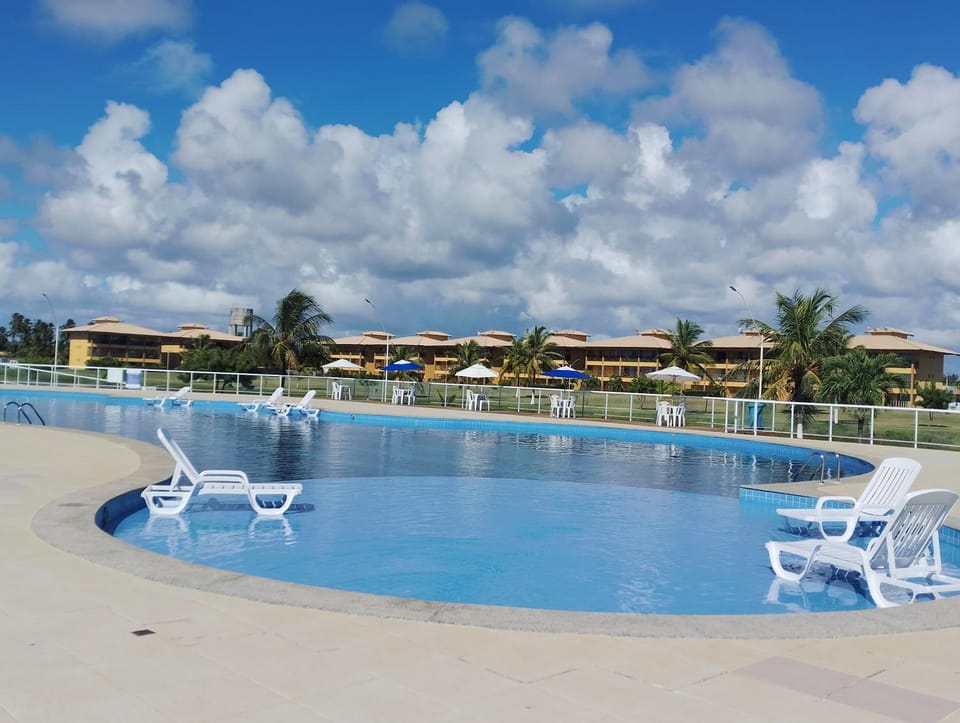 Day, Pool view, Swimming pool, sunbed
