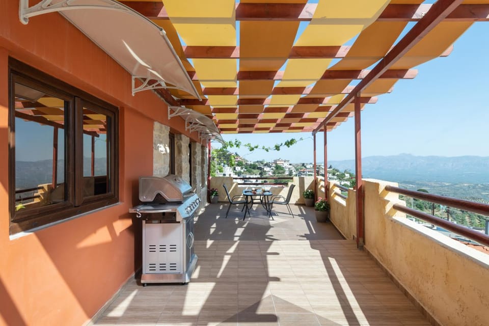 Balcony/Terrace, Pool view
