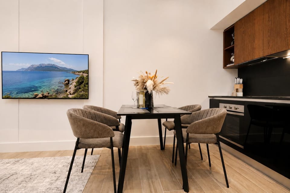 TV and multimedia, Dining area, kitchen