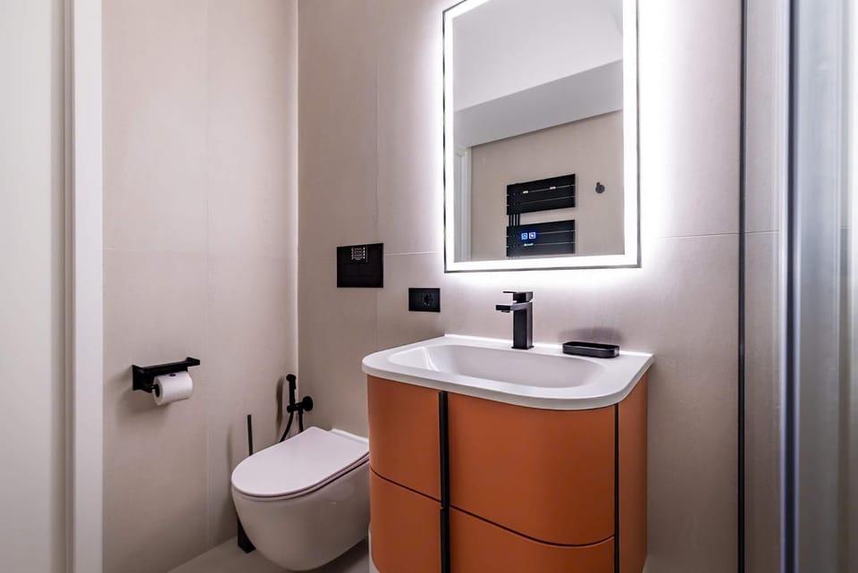 Toilet, Bathroom