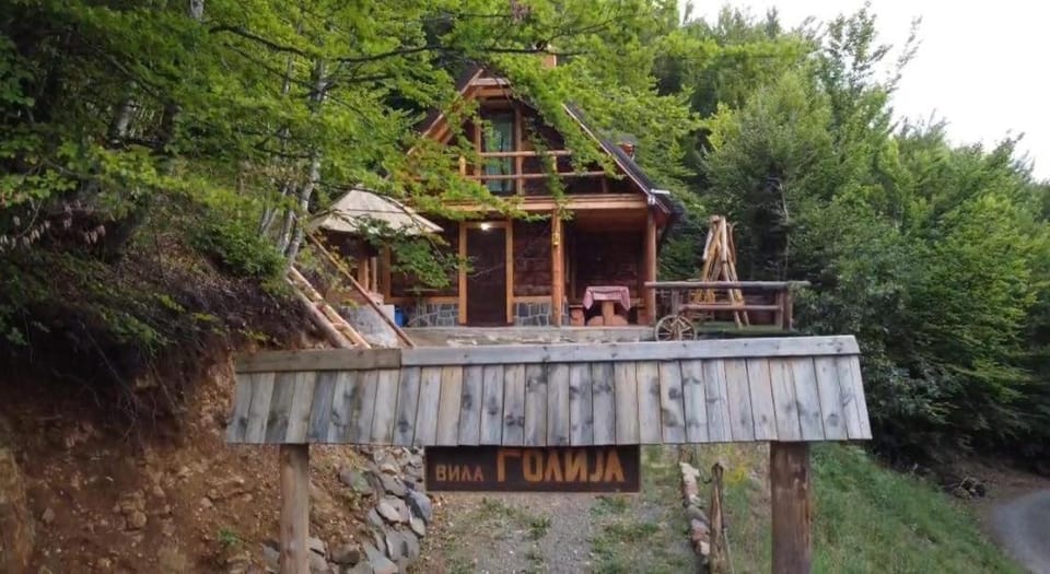 Vila Golija House in Serbia