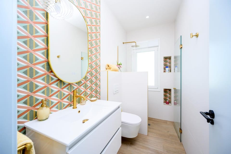 Shower, Bathroom