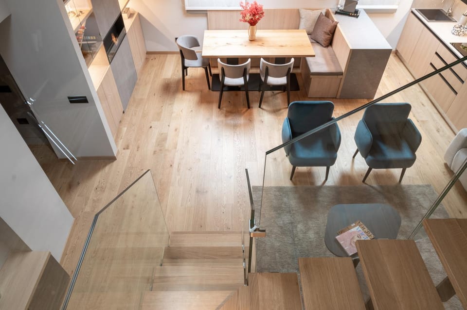 Living room, Dining area