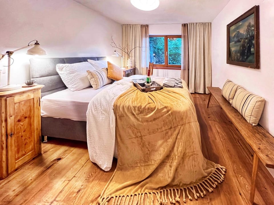 Bed, Garden view