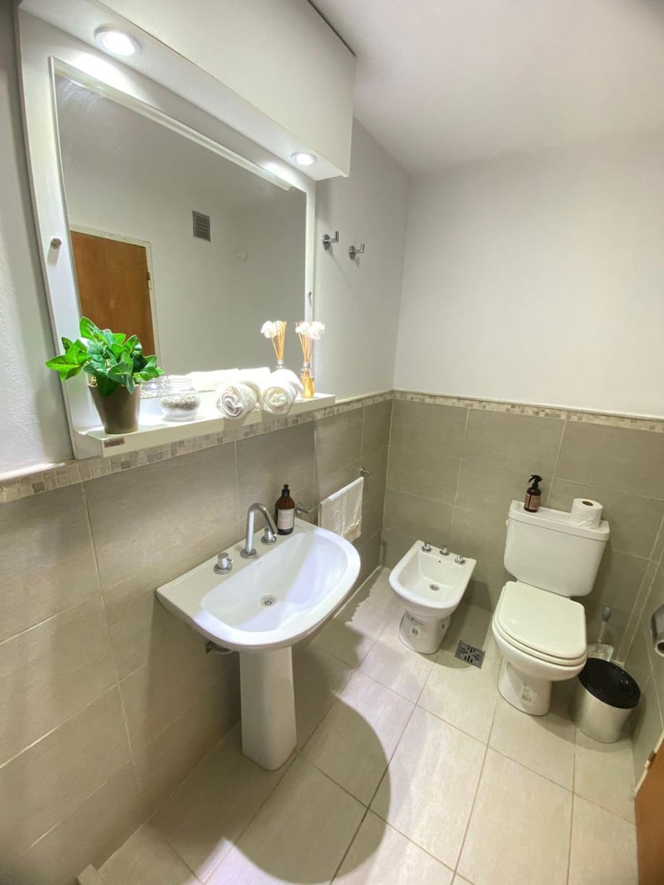 Shower, Toilet, bidet