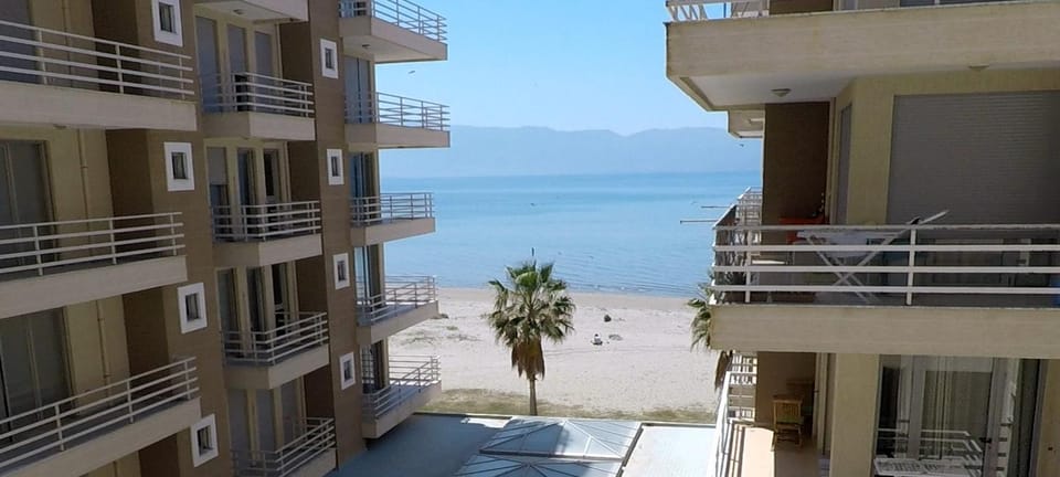 Balcony/Terrace, Beach, Beach
