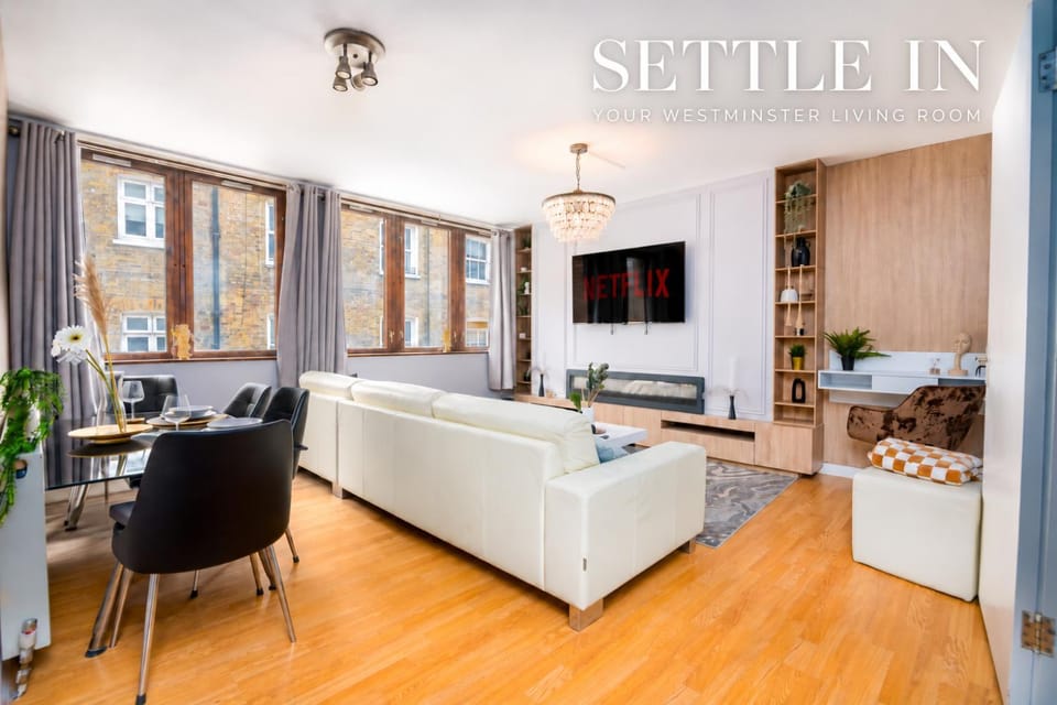Charming GEM II 2BD 2BA Retreat Apartment in City of Westminster
