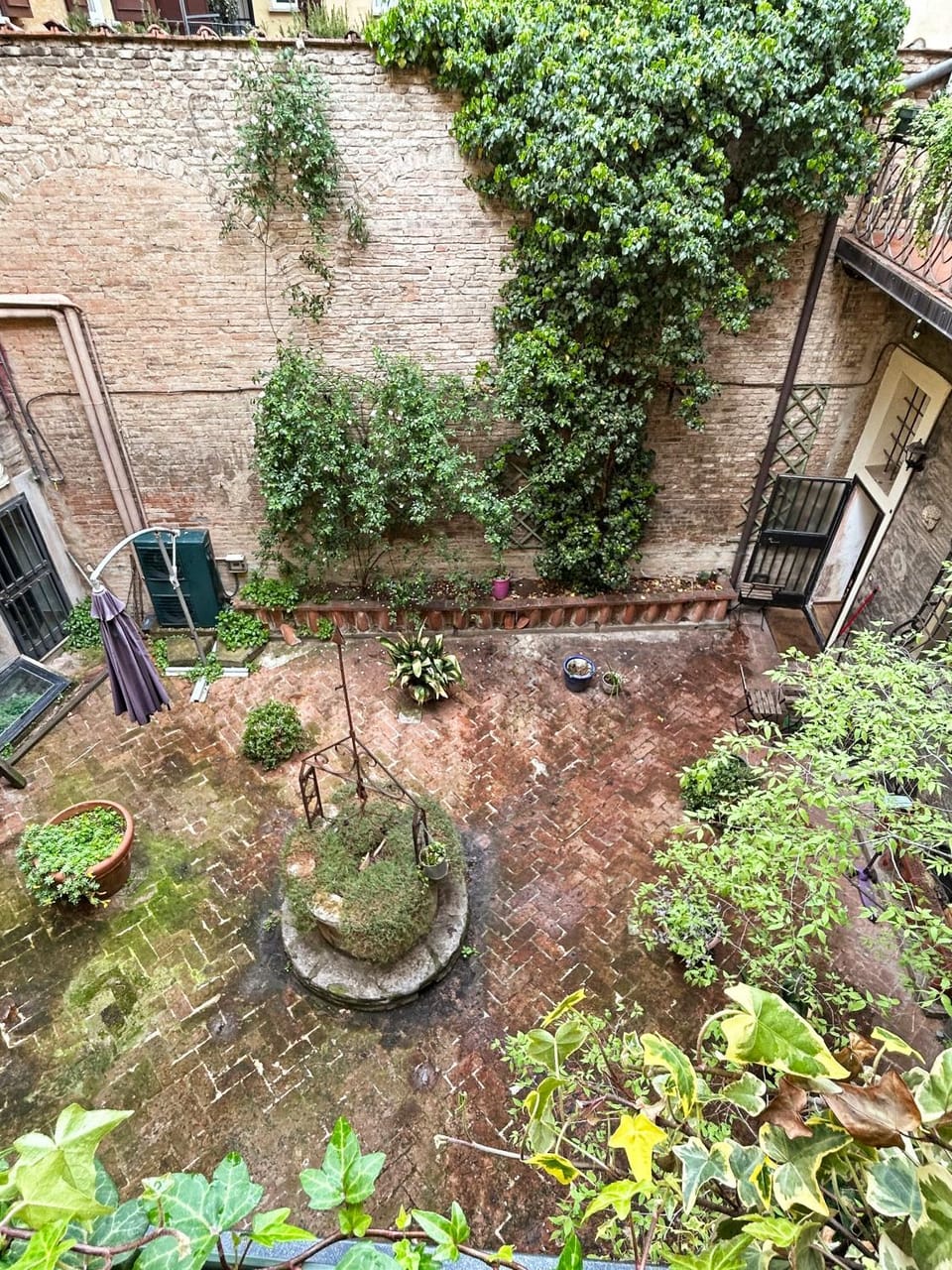 Balcony/Terrace, Inner courtyard view