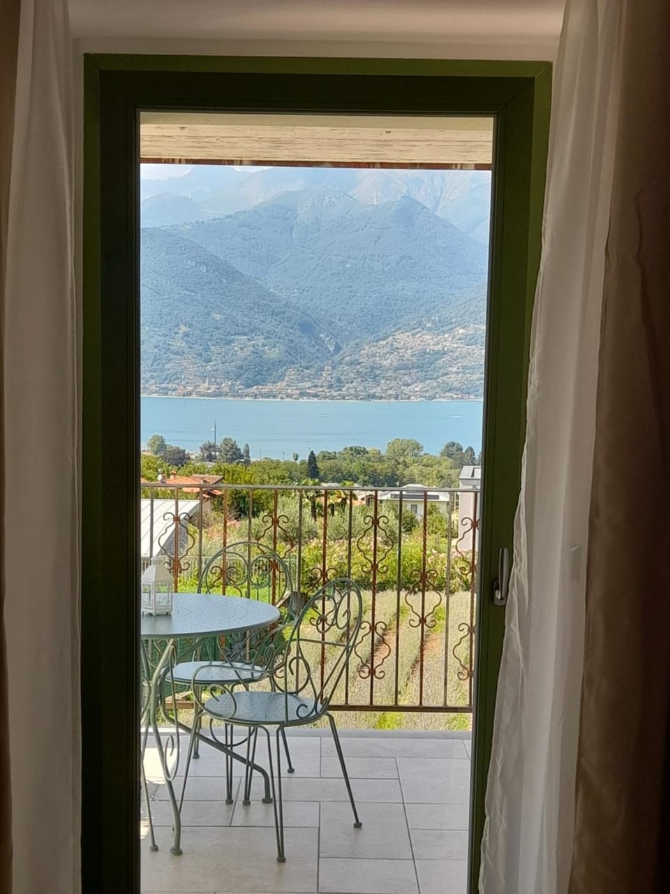 Balcony/Terrace, Lake view