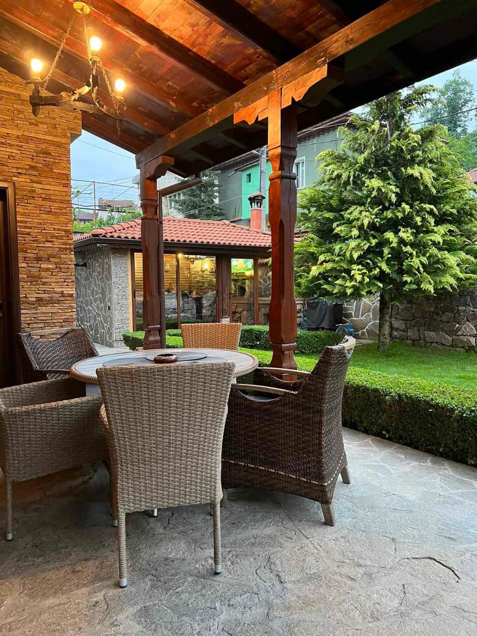 Patio, Garden, Seating area, Dining area, Garden view