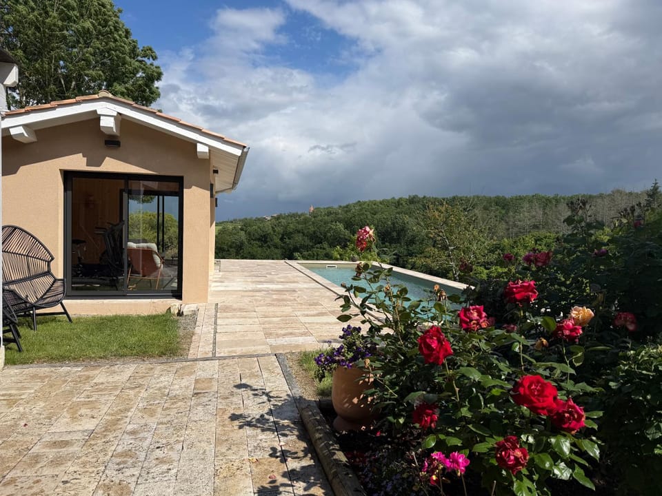 Logement entier de charme, gite équestre GERS Flamarens Apartment in Occitanie