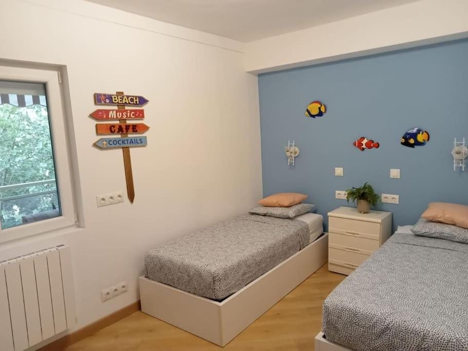 Playa+Port Aventura Apartment in Salou
