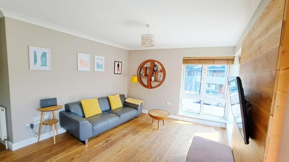 Tottenham Spur Hideaway Apartment in London