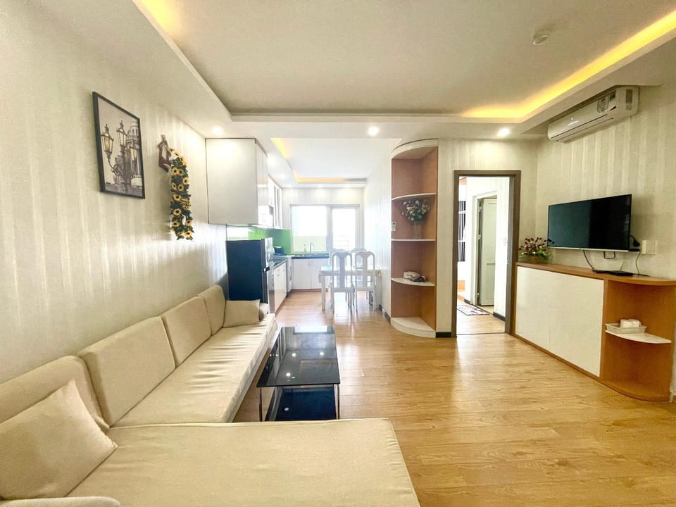 Communal lounge/ TV room, TV and multimedia, Living room, Seating area, Evening entertainment, air conditioner