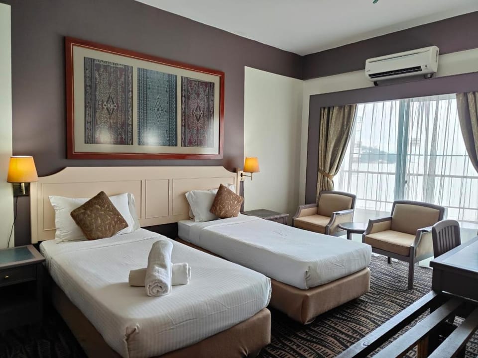 Seaview Deluxe Rainbow Paradise Tg Bungah 6pax Apartment hotel in Tanjung Bungah
