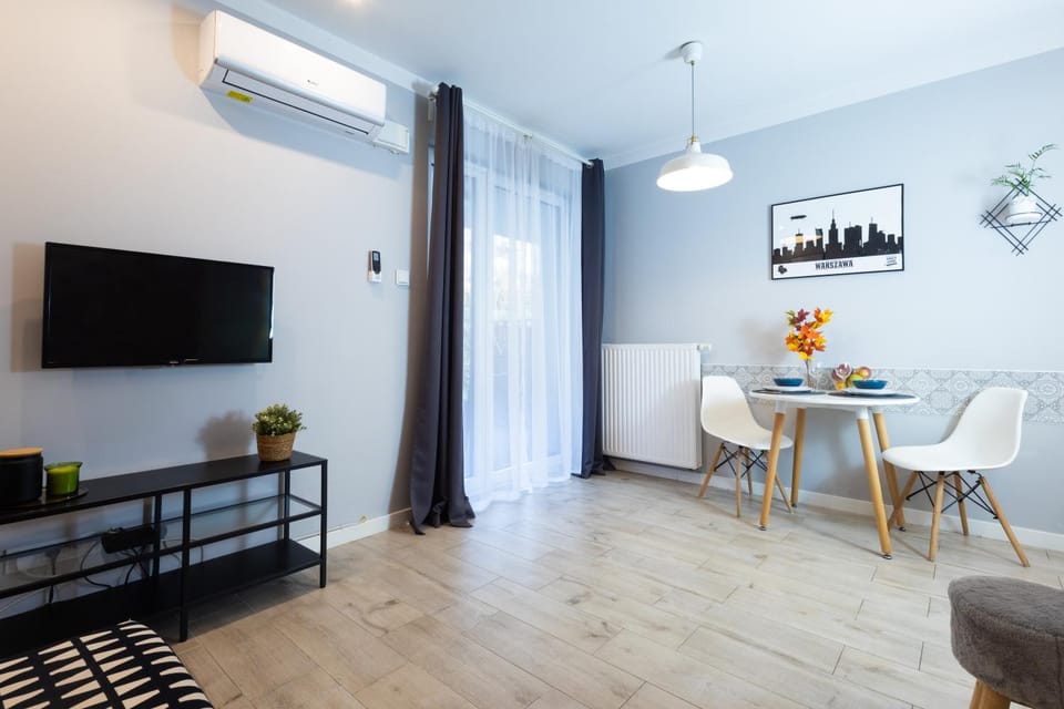 TV and multimedia, Living room, Dining area, internet, air conditioner