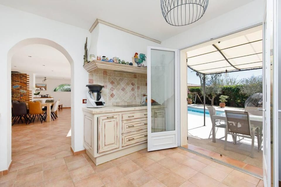 Superbe Villa Provençale - Piscine - 3 chambres Villa in French Riviera