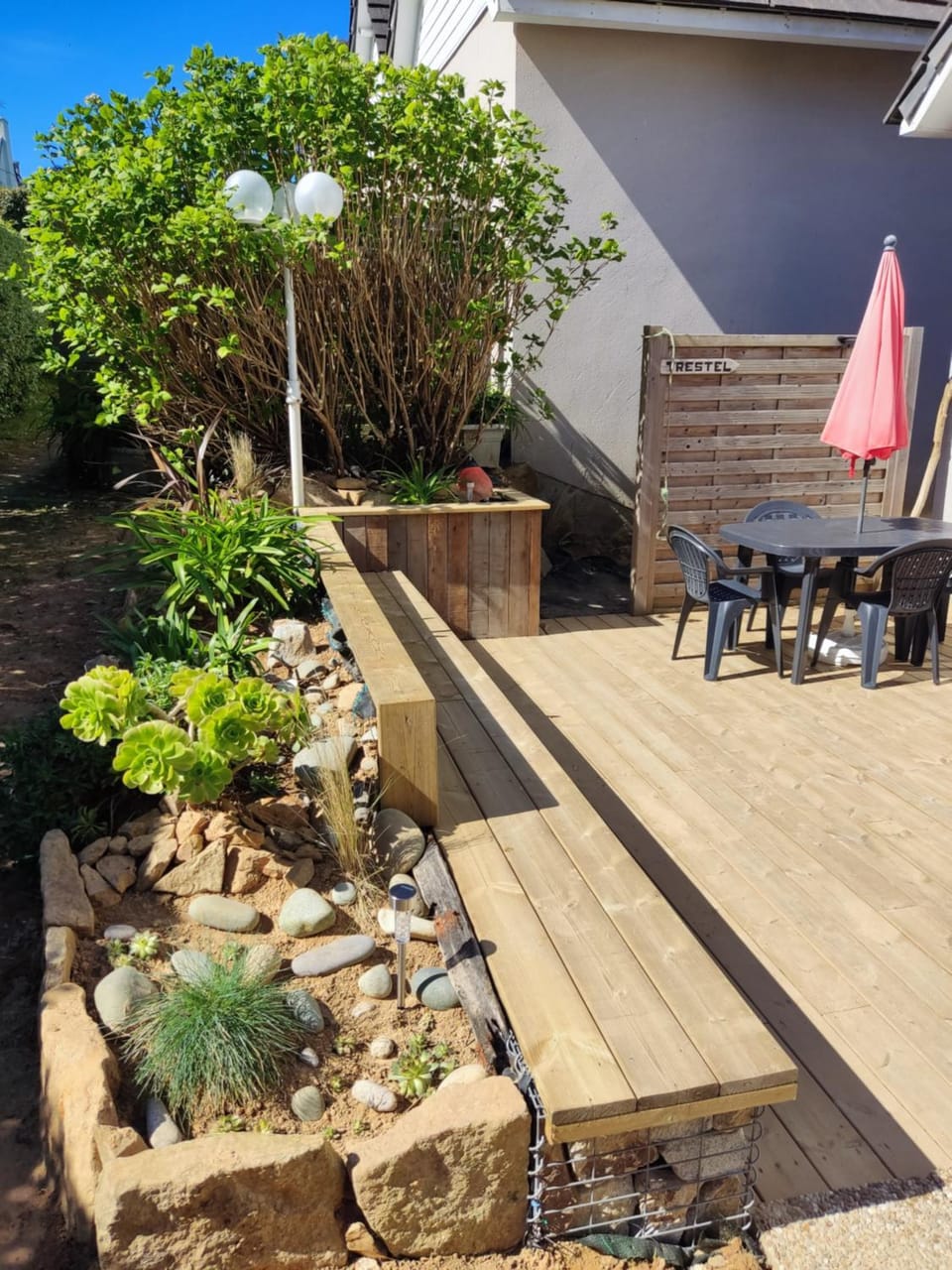 Patio, Day