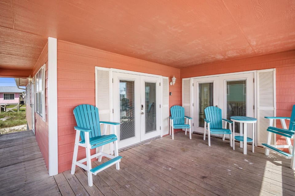 Coral Breeze by ALBVR - Pet Friendly 3BR, 2BA Beach House - Just Steps to the Beach House in Alabama