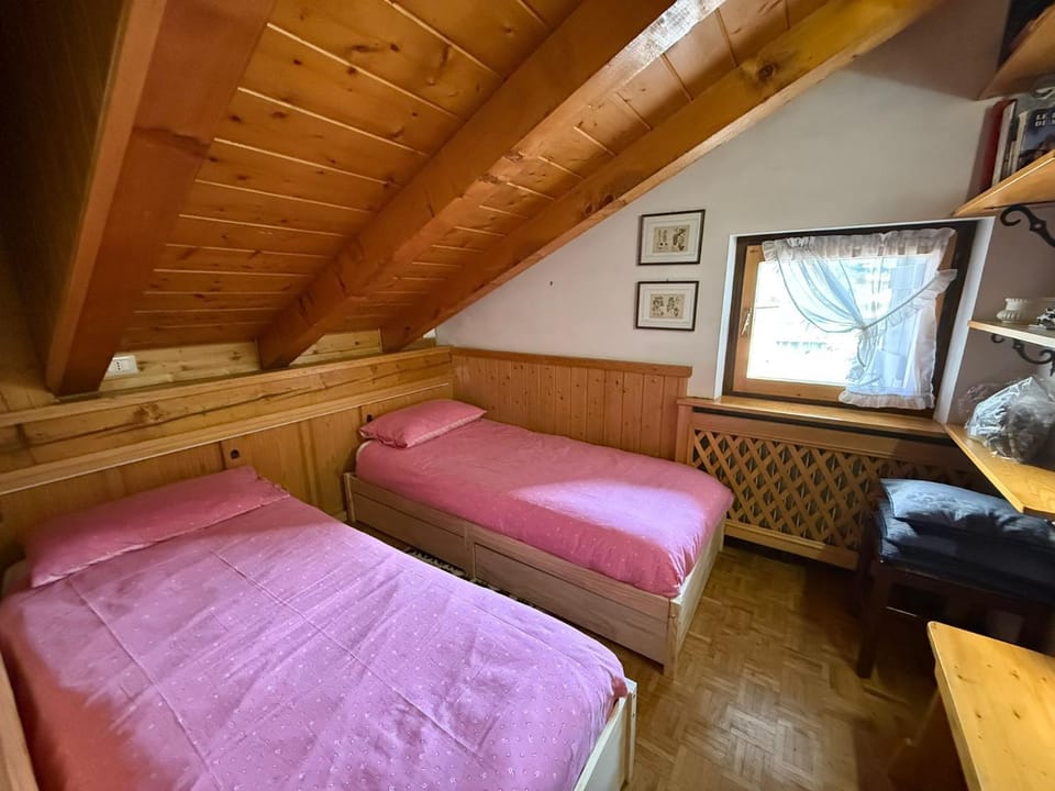 Appartamento Fronte Piste Apartment in Friuli-Venezia Giulia