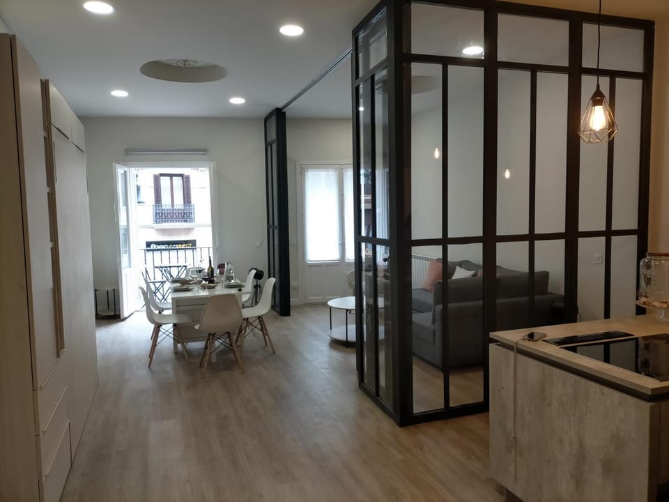 Kitchen or kitchenette, Living room, Dining area