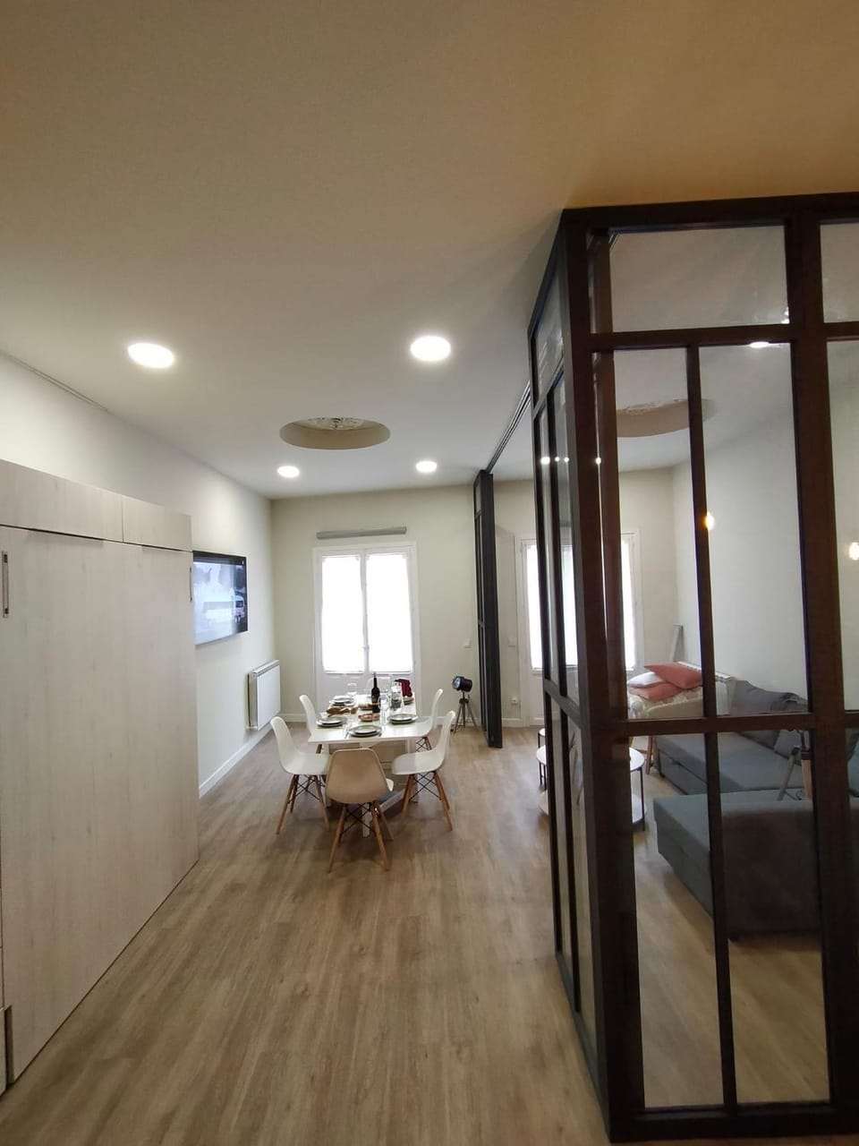 Living room, Photo of the whole room, Dining area