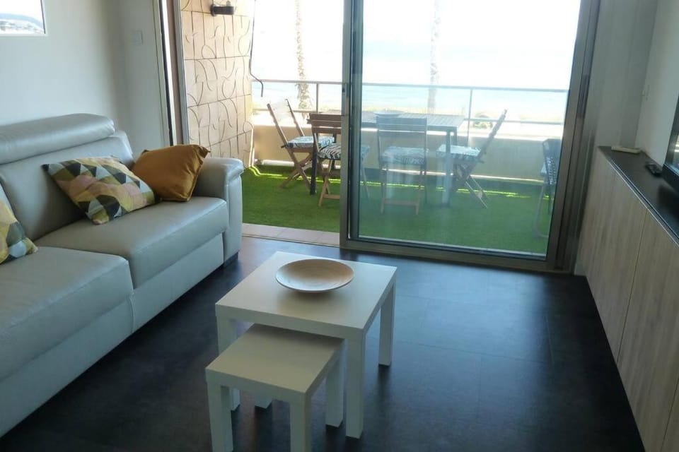 TV and multimedia, Balcony/Terrace, Living room, Sea view