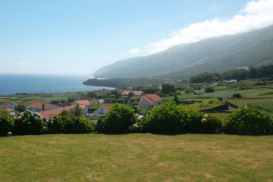Natural landscape, Garden, Balcony/Terrace, Mountain view, Sea view