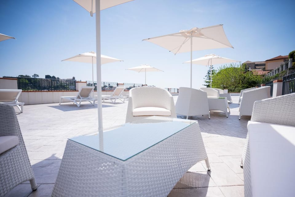 Summer, View (from property/room), Balcony/Terrace, City view, Landmark view, Mountain view, Sea view, Street view, Quiet street view