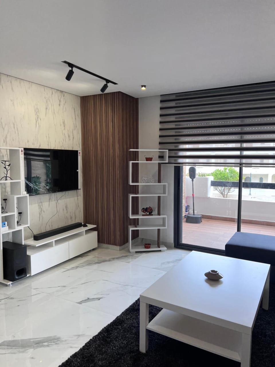 Communal lounge/ TV room, TV and multimedia, Seating area, Dining area, Evening entertainment