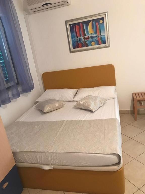 Studio Apartments Josip Apartment in Bol