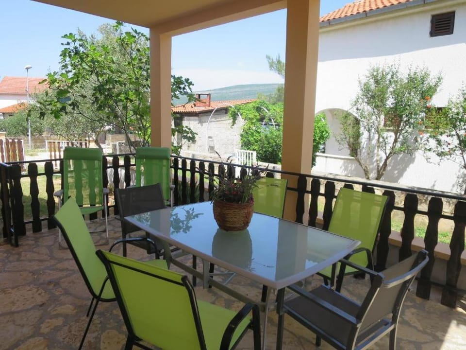 Balcony/Terrace, Balcony/Terrace