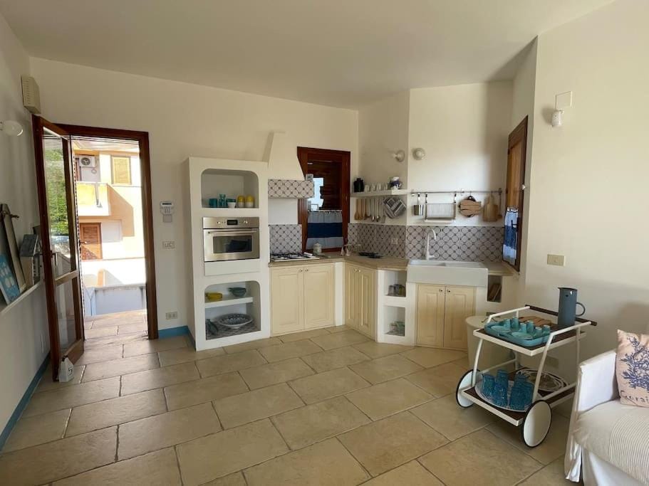 Appartamento con giardino a due passi dal mare. Apartment in San Vito Lo Capo