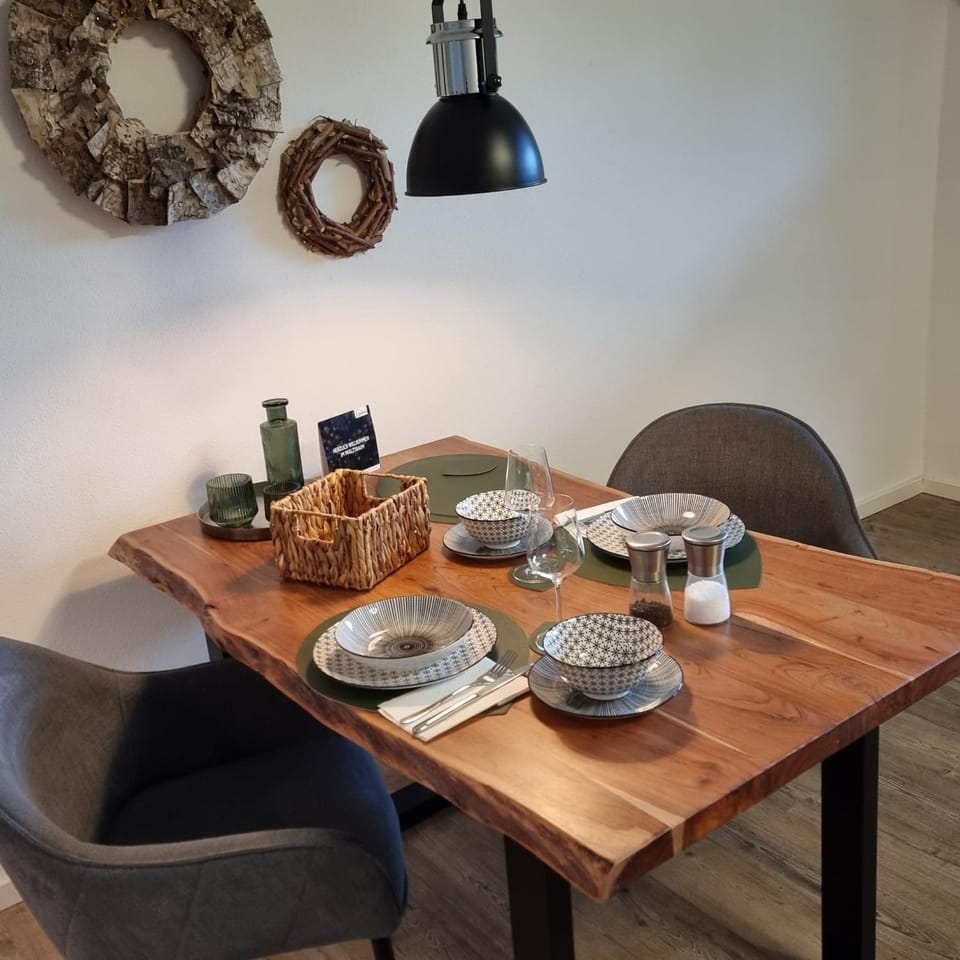 Dining area, Breakfast