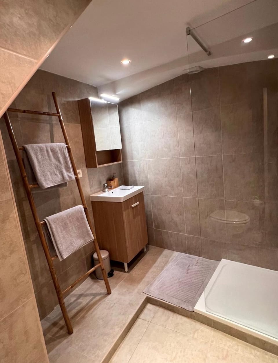 JOY House Apartment in Menton