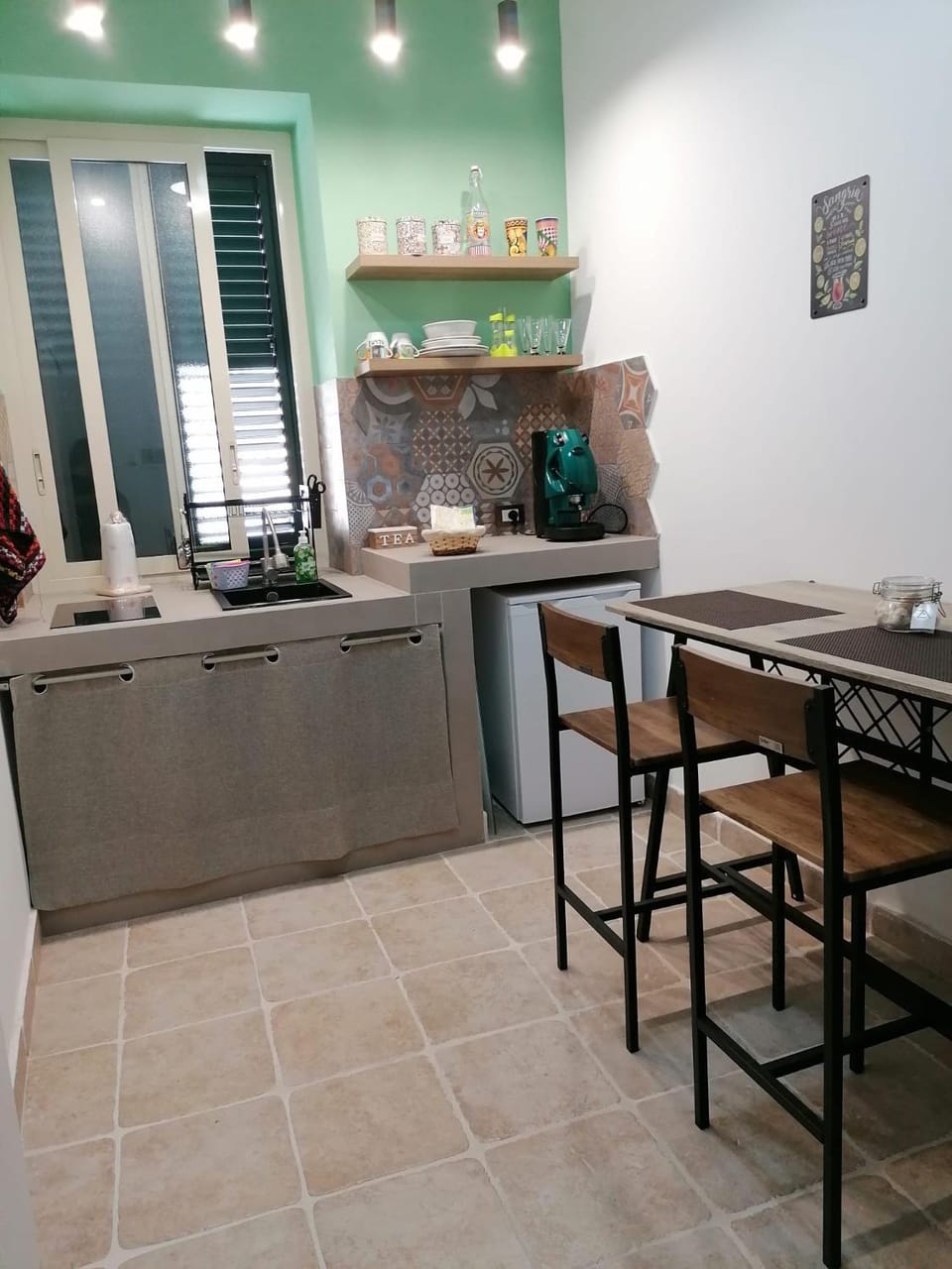 Living room, Dining area