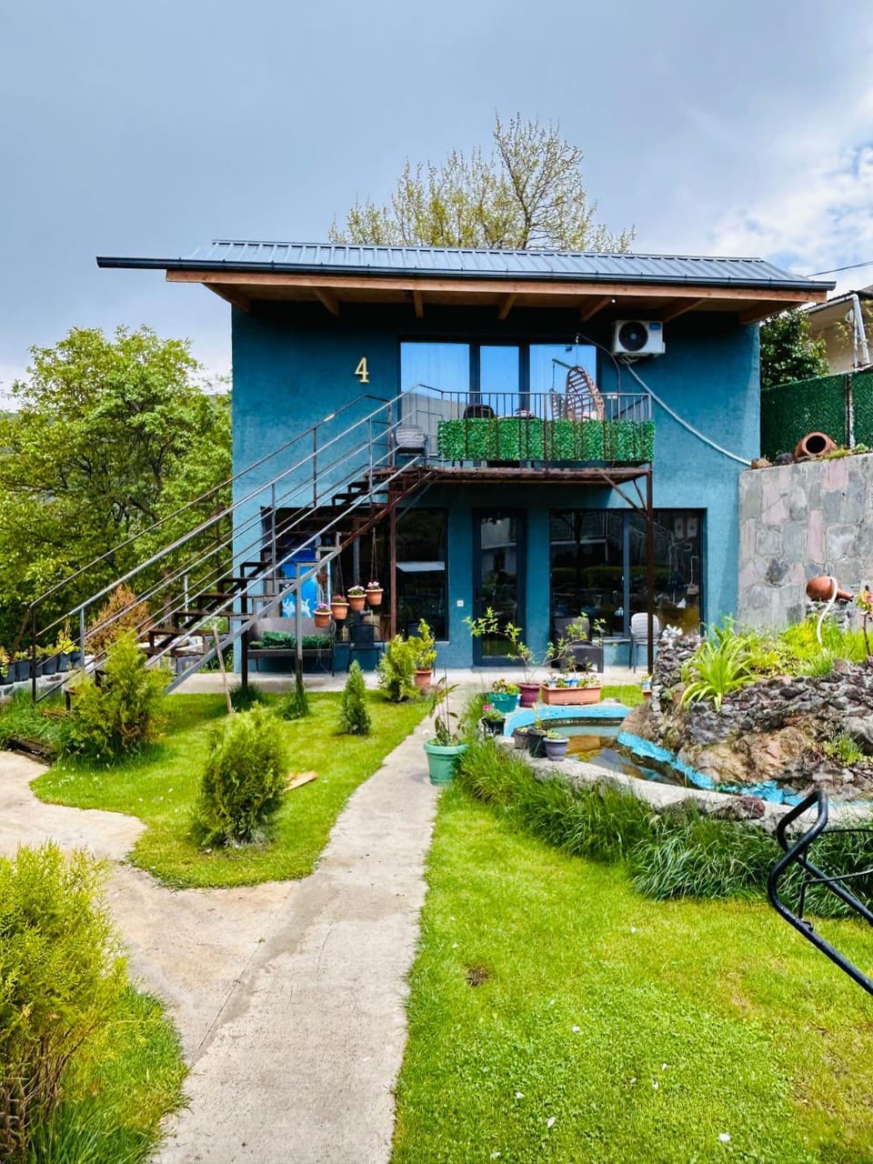 Property building, Spring, Garden