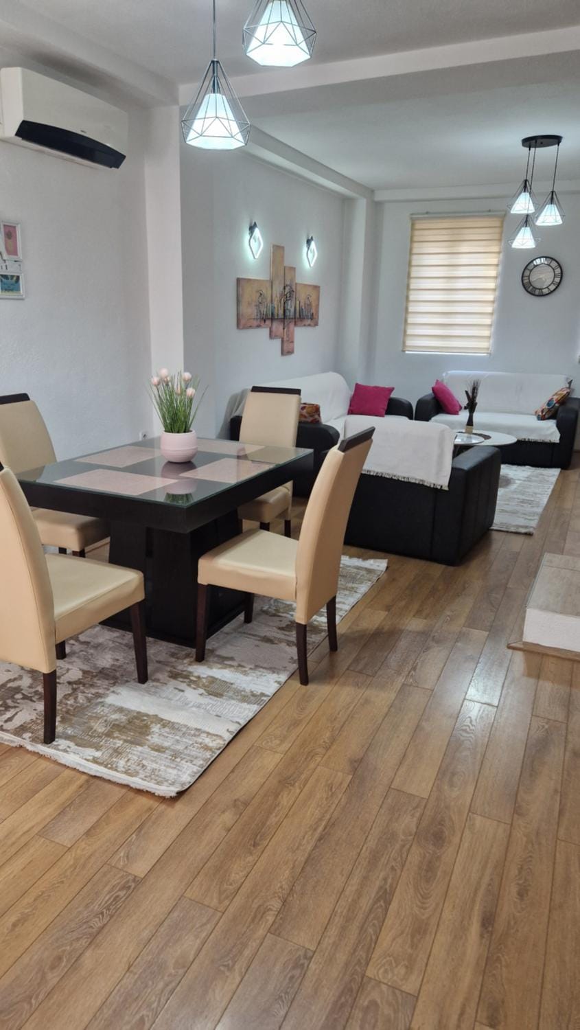 Town Square House Apartment in Decentralized Administration of Macedonia and Thrace