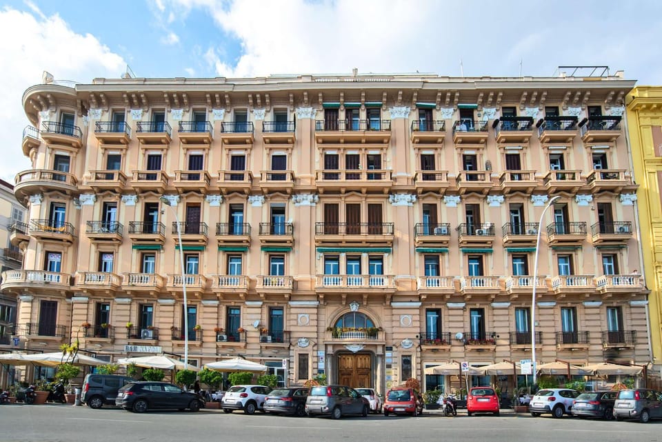 Property building, Day, Location