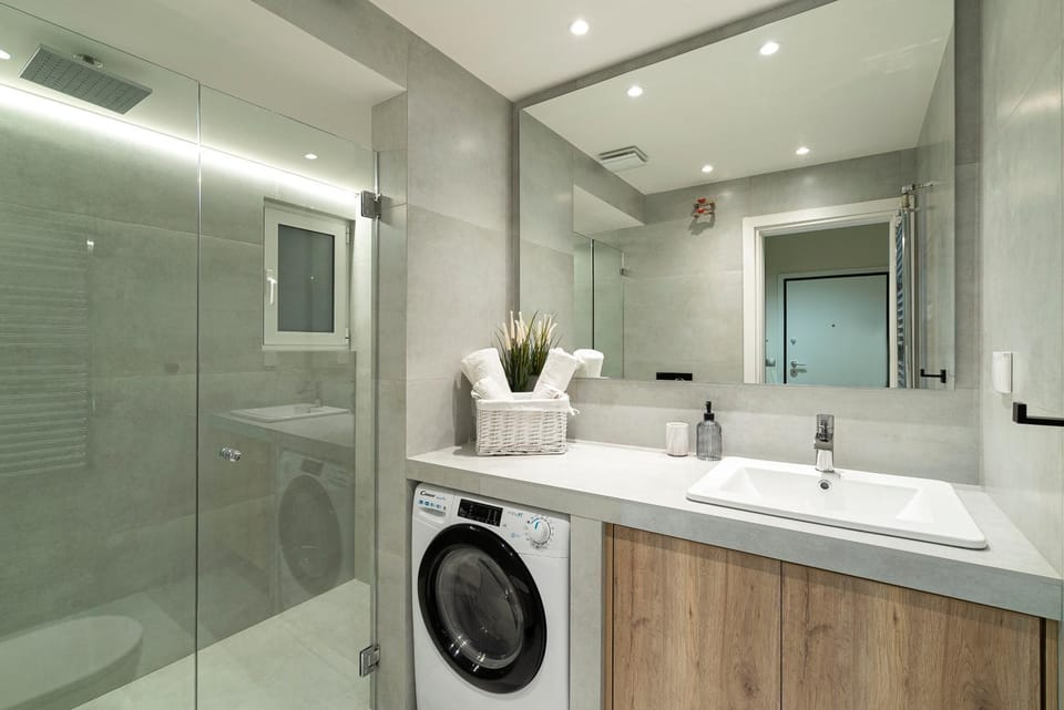 Shower, Bathroom, washing machine