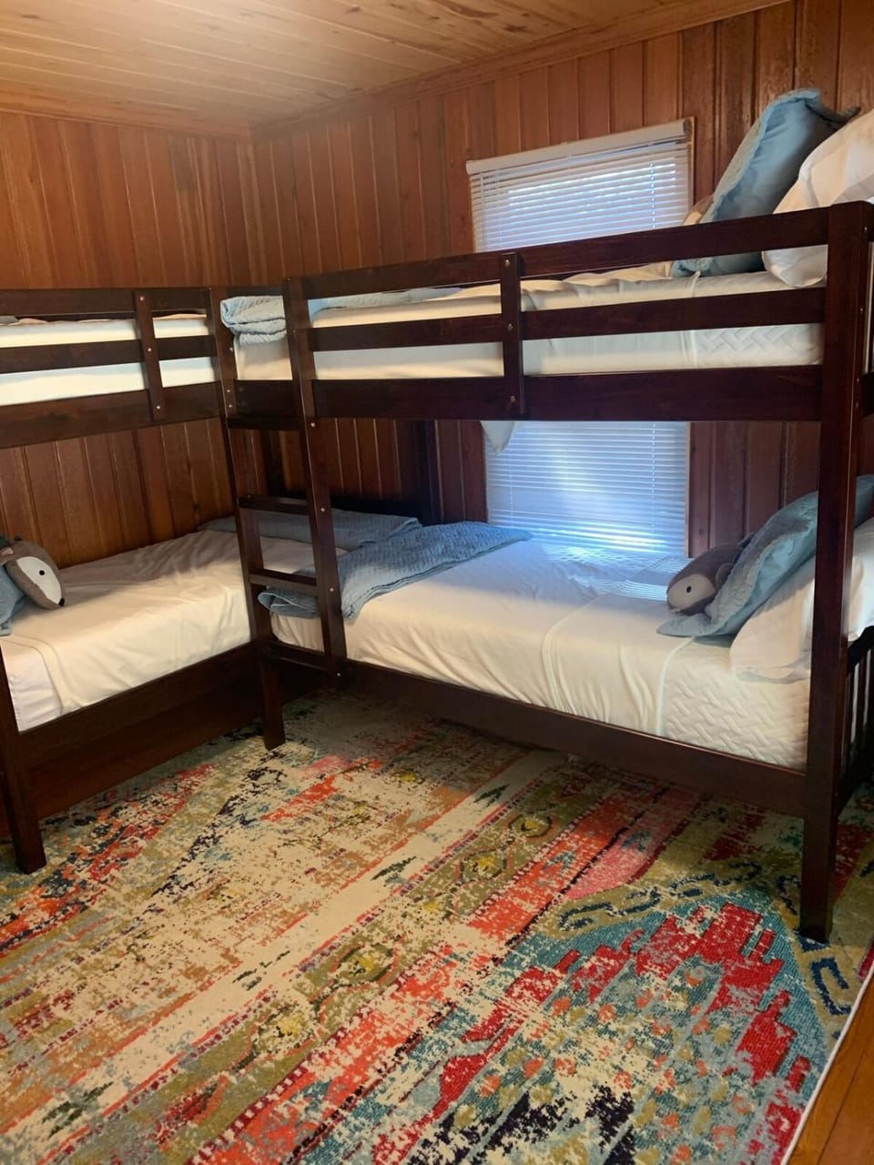 Lure Me Inn - WALK to all resort amenities House in Lake Lure