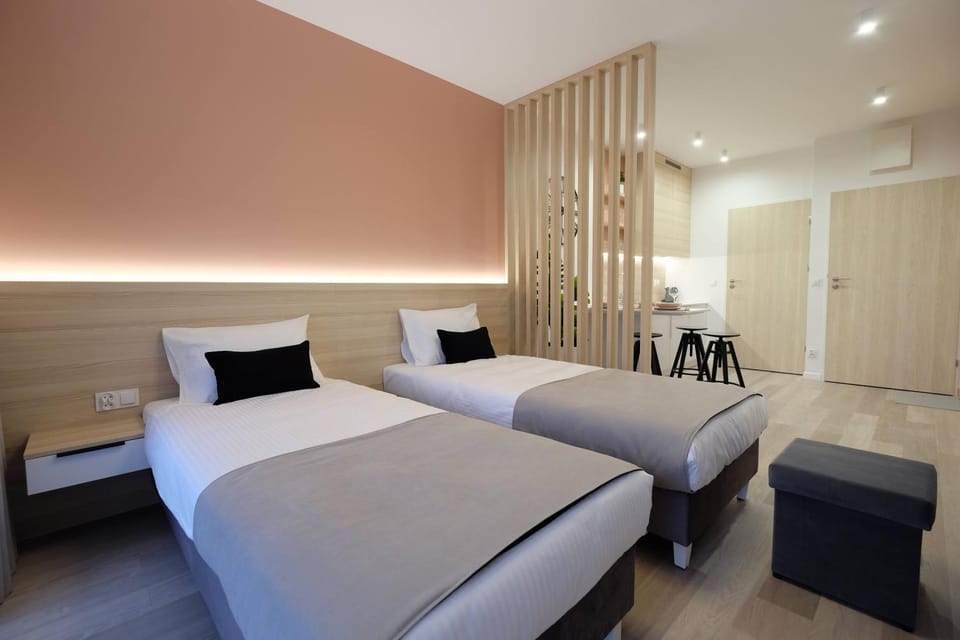 Bed, Living room, Photo of the whole room, Seating area, Bedroom