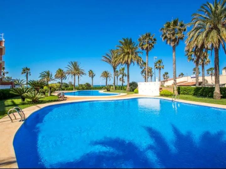 Garden, Swimming pool