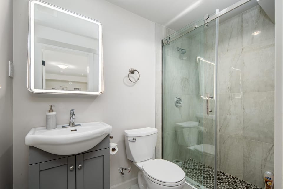Shower, Toilet, Bathroom