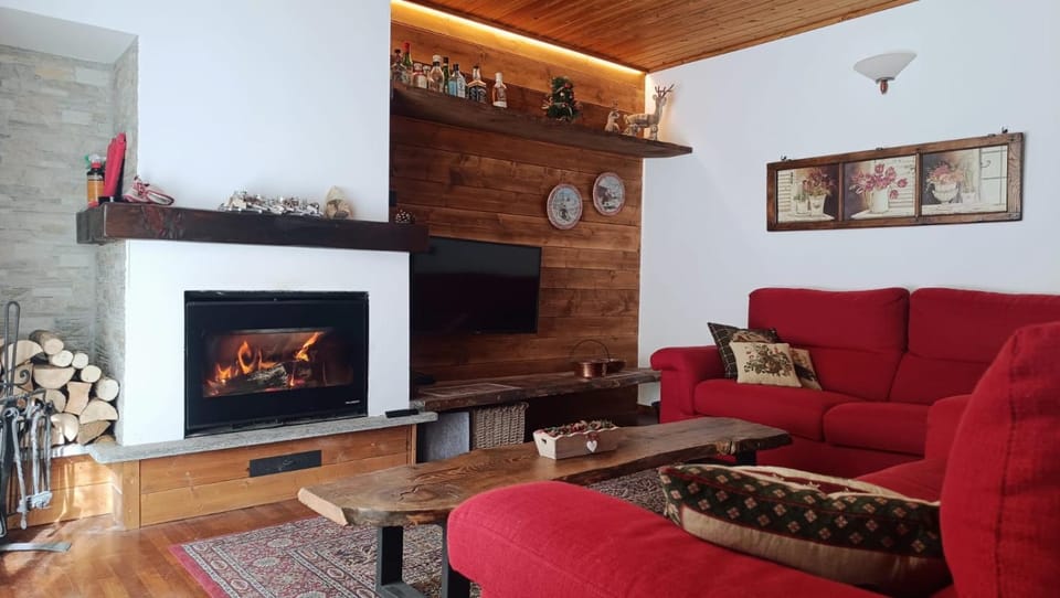 Appartamento ampio giardino adiacente piste sci Apartment in La Thuile