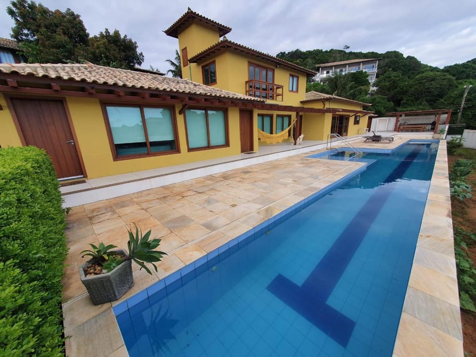 Property building, Day, Swimming pool