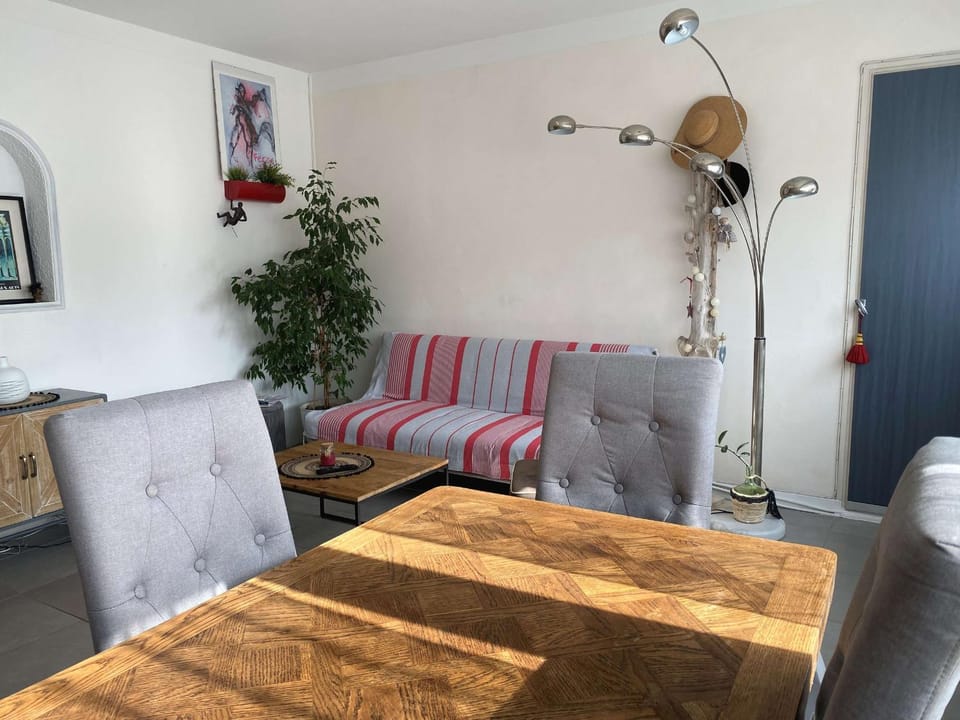 Appartement T2 - Balcon, Ascenseur, WIFI, tout équipé à Balaruc-les-Bains - FR-1-553-225 Apartment in Balaruc-les-Bains