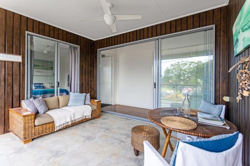 Scarborough beach break holidays - Unit 2 Apartment in Brisbane