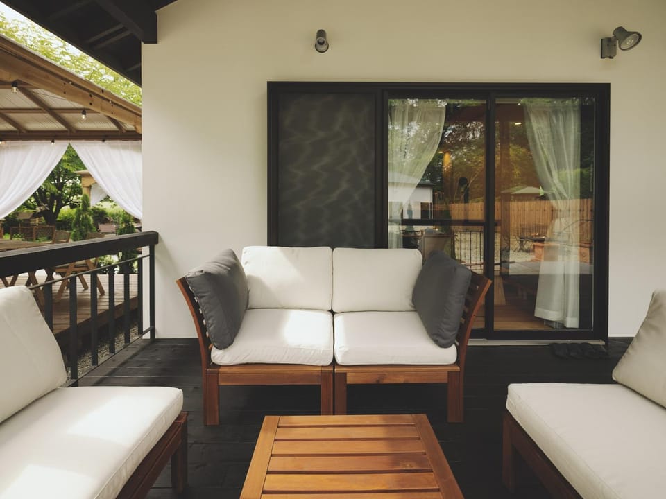 Balcony/Terrace, Photo of the whole room