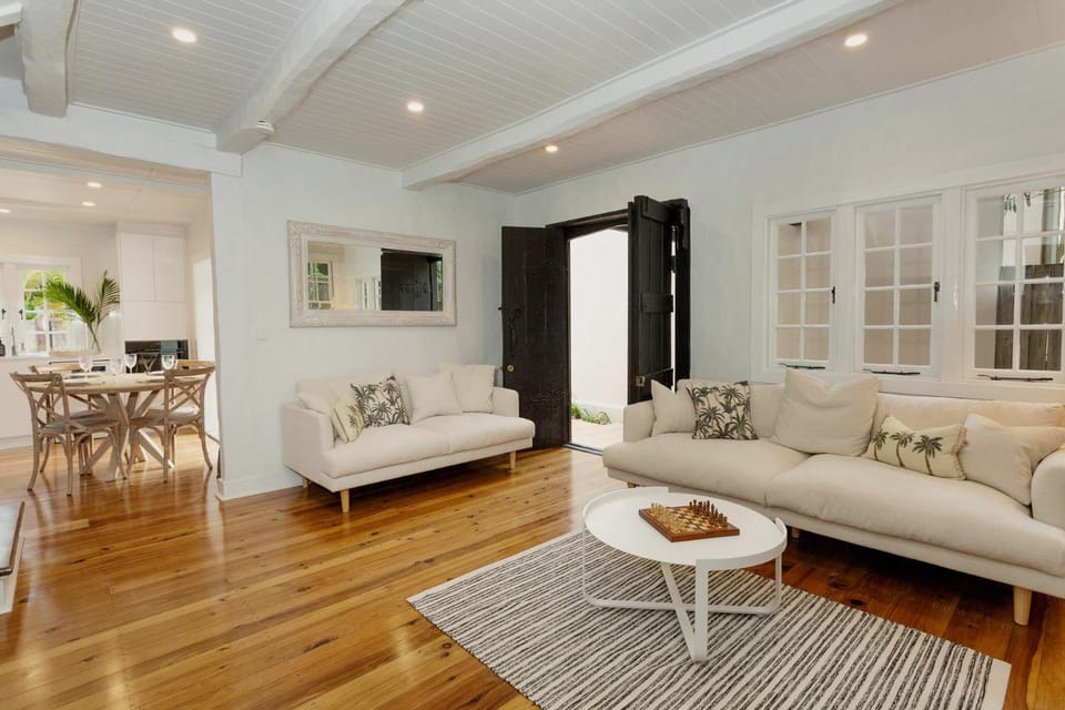 3Al Heart of Little Cove House in Noosa Heads